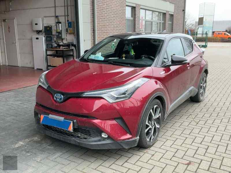 Slika vozila TOYOTA C-HR