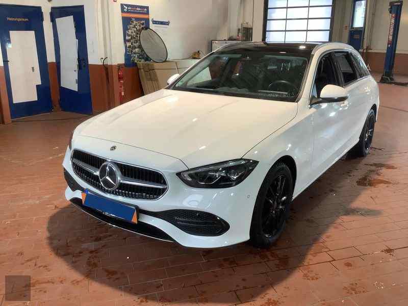 Slika vozila MERCEDES-BENZ C-Class