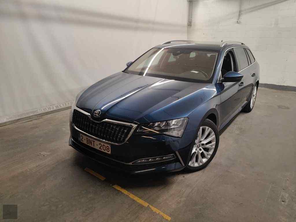 Slika vozila &Scaron;KODA Superb