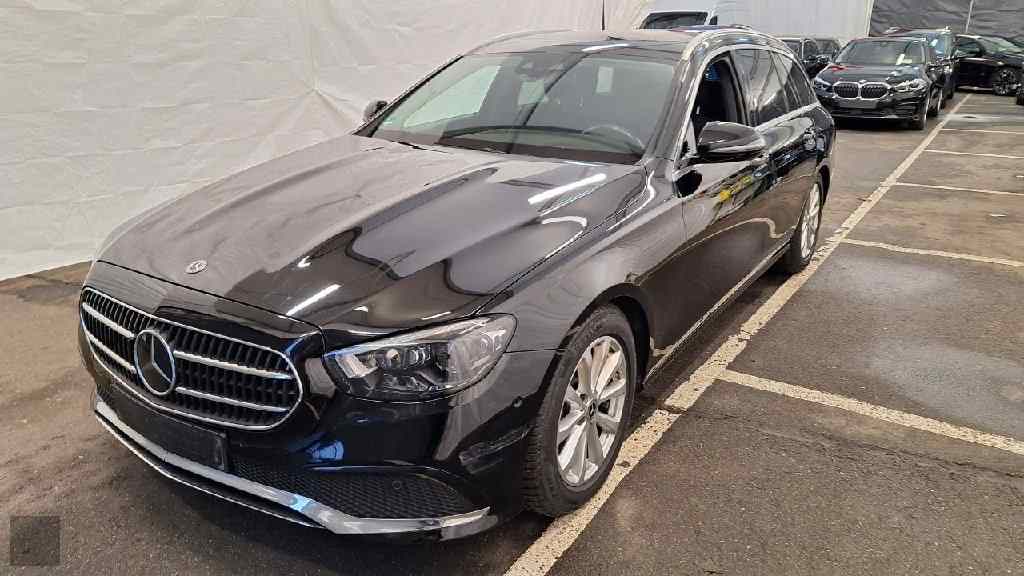 Slika vozila MERCEDES-BENZ E-Class