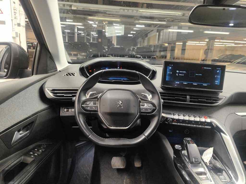 Slika vozila PEUGEOT 5008