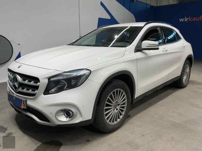 Slika vozila MERCEDES-BENZ GLA-Class