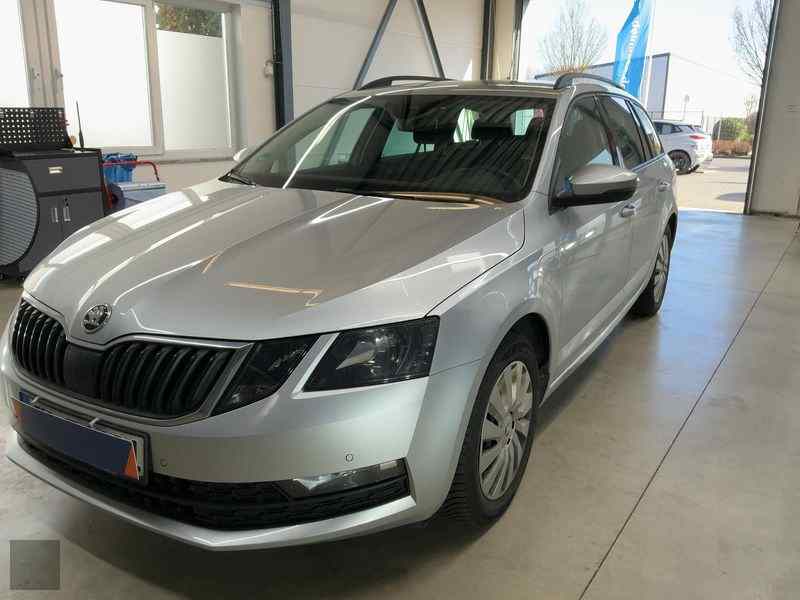 Slika vozila &Scaron;KODA Octavia