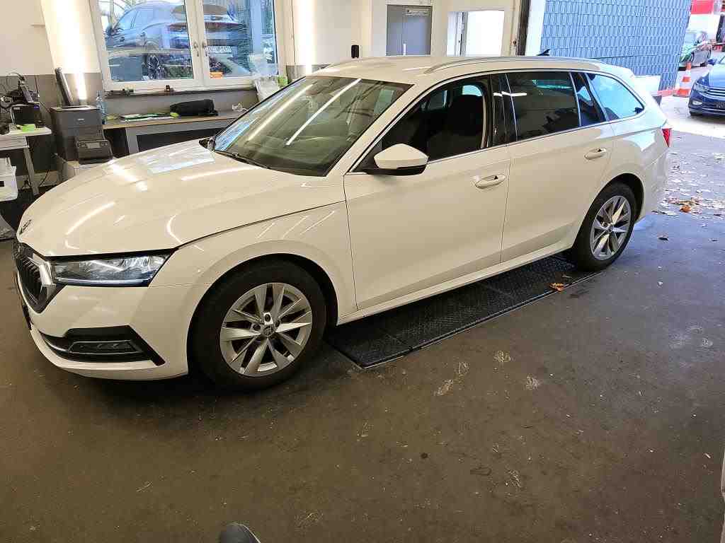 Slika vozila &Scaron;KODA Octavia