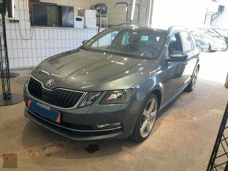 Slika vozila &Scaron;KODA Octavia