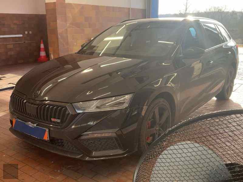 Slika vozila &Scaron;KODA Octavia