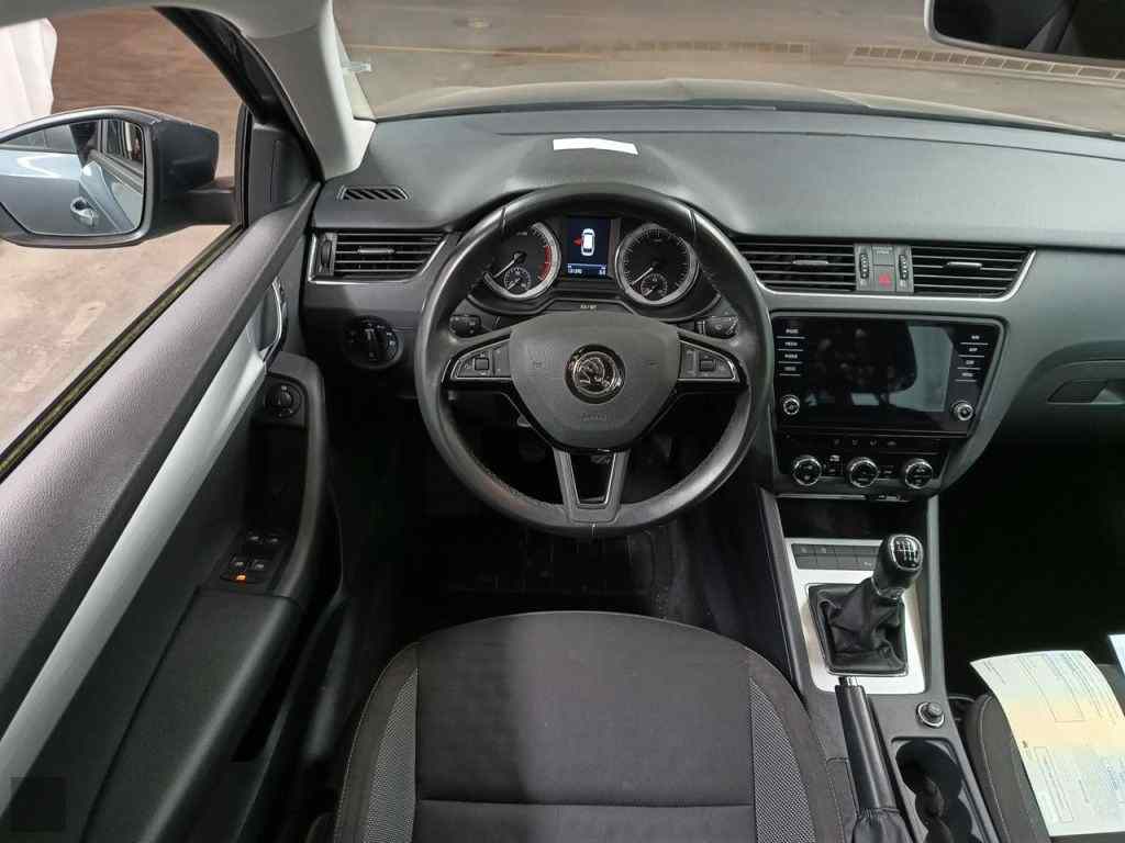 Slika vozila &Scaron;KODA Octavia