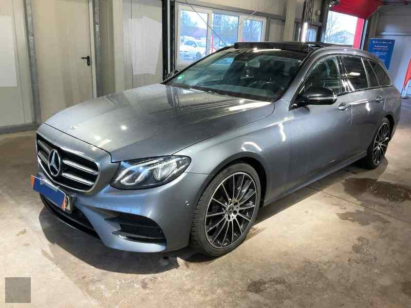 Slika vozila MERCEDES-BENZ E-Class