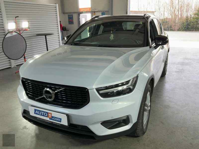 Slika vozila VOLVO C40