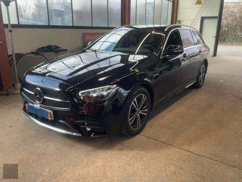 Slika vozila MERCEDES-BENZ E-Class