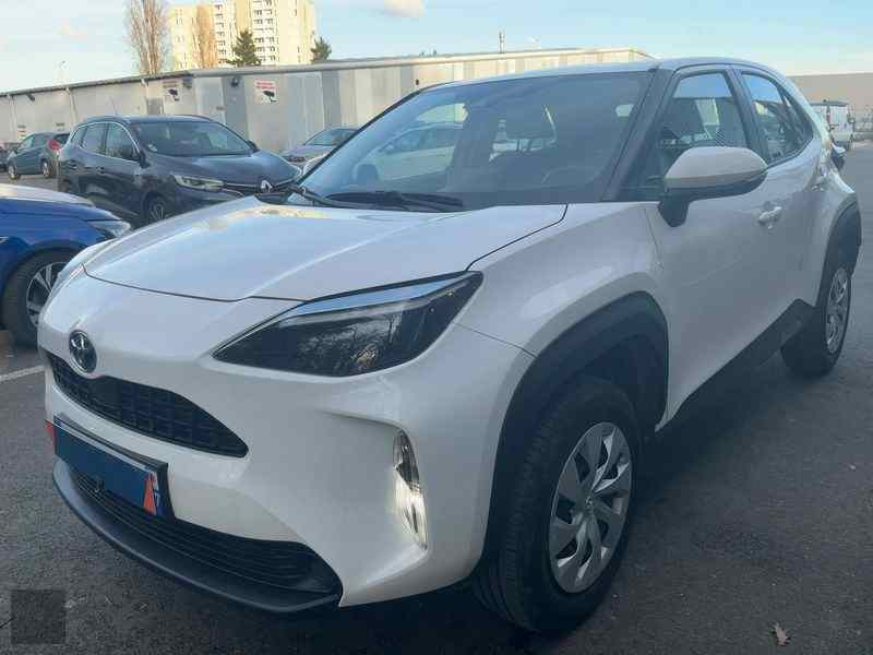 Slika vozila TOYOTA Yaris Cross