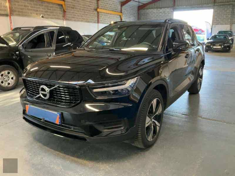 Slika vozila VOLVO C40