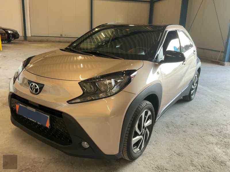 Slika vozila TOYOTA Aygo X
