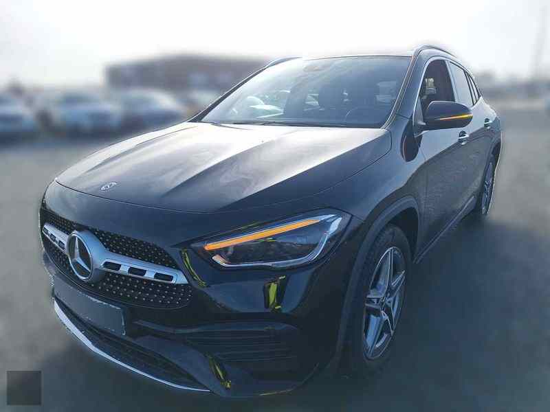 Slika vozila MERCEDES-BENZ GLA-Class