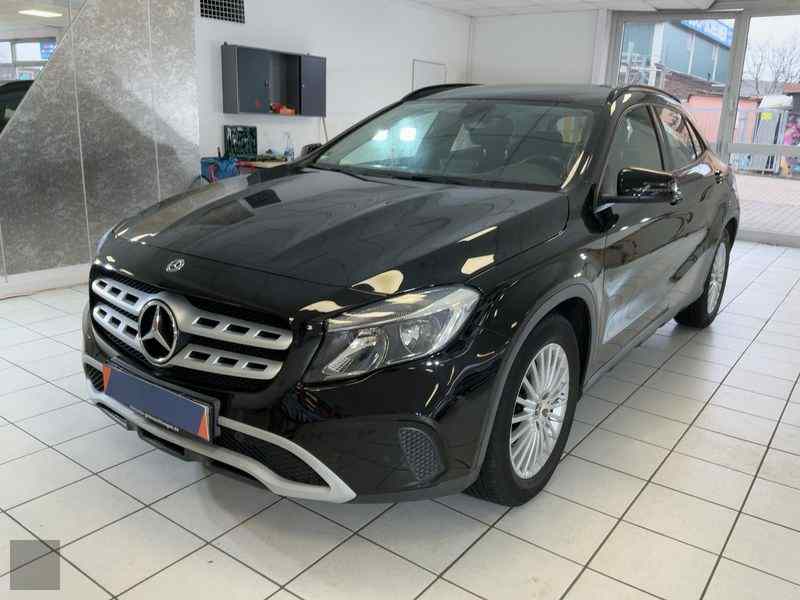 Slika vozila MERCEDES-BENZ GLA-Class