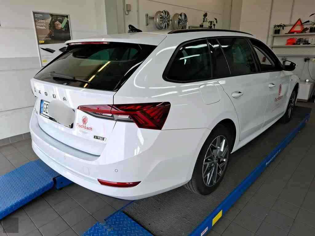 Slika vozila &Scaron;KODA Octavia