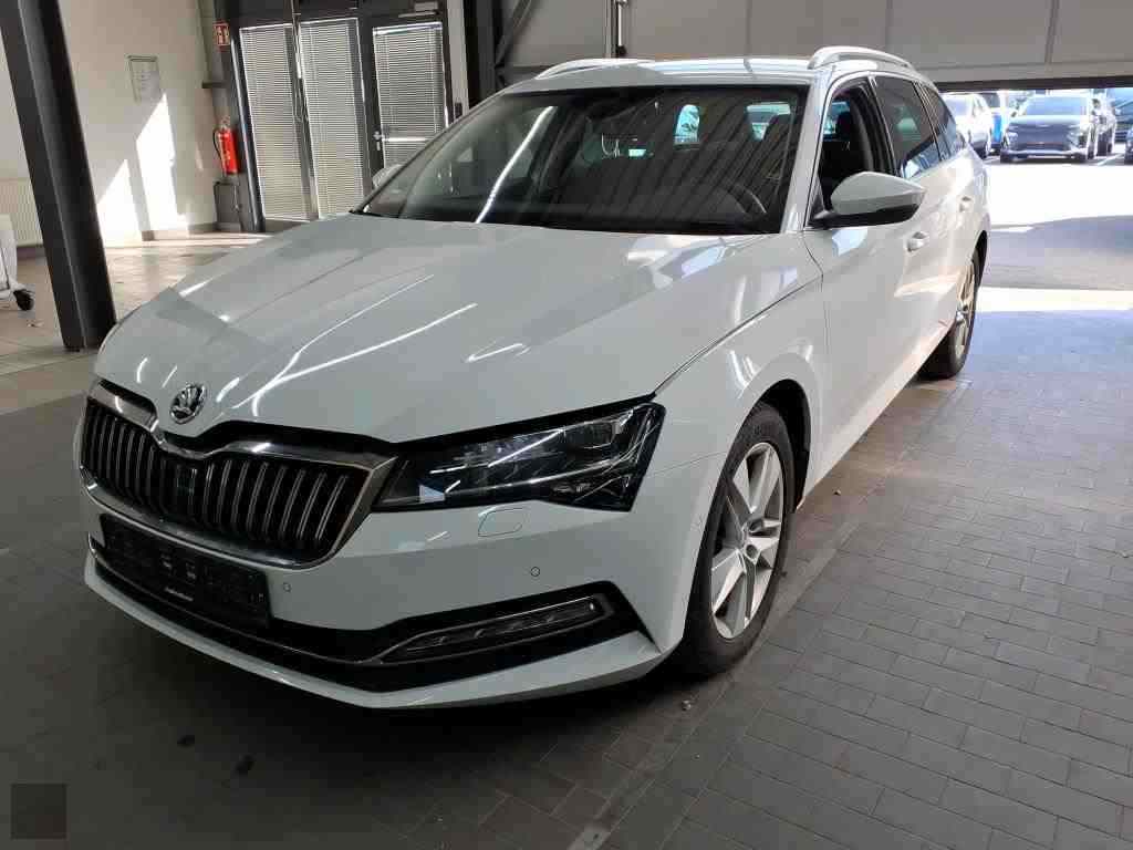 Slika vozila &Scaron;KODA Superb