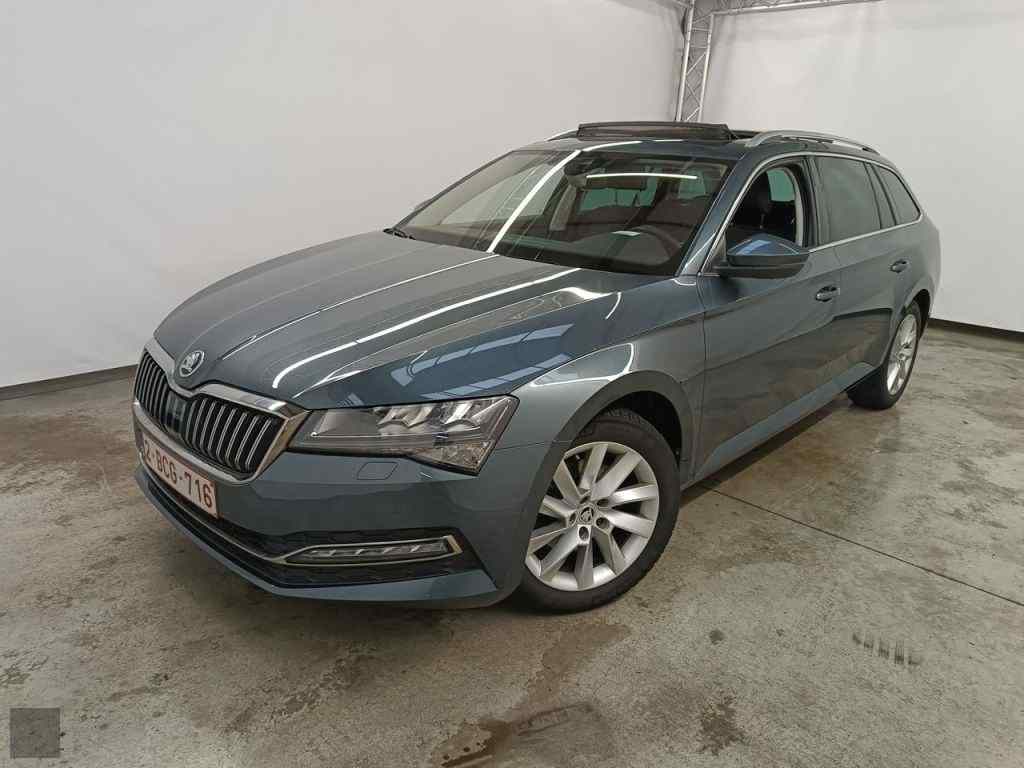 Slika vozila &Scaron;KODA Superb