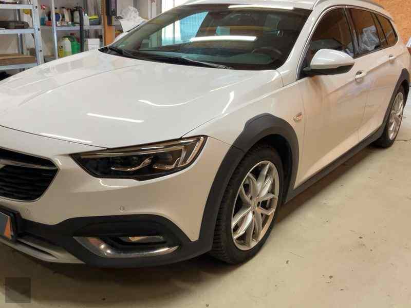 Slika vozila OPEL Insignia