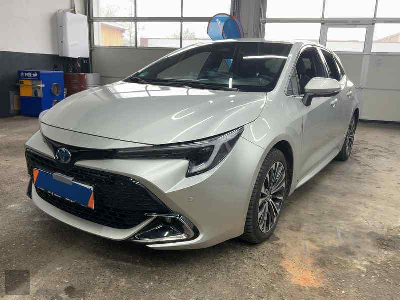 Slika vozila TOYOTA Corolla