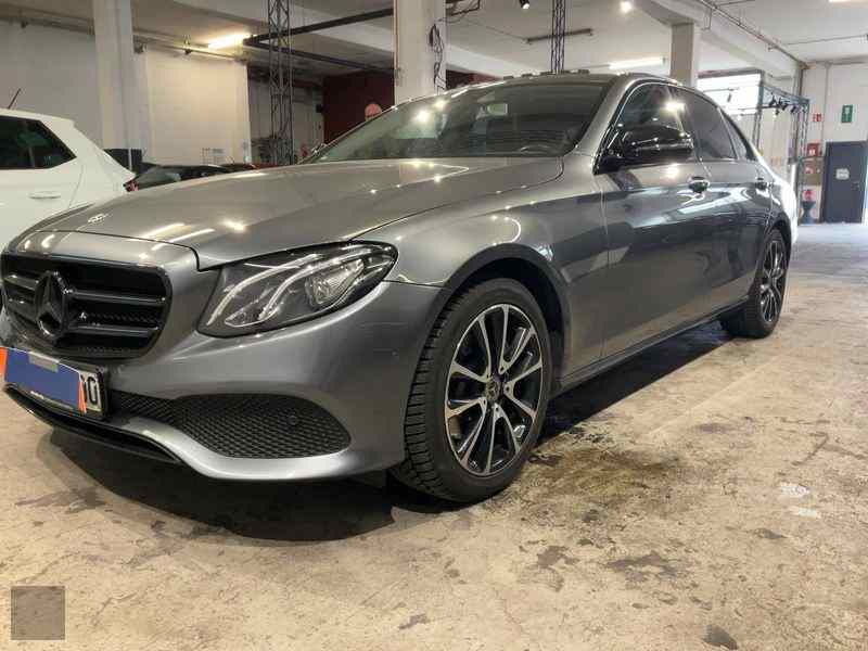 Slika vozila MERCEDES-BENZ E-Class