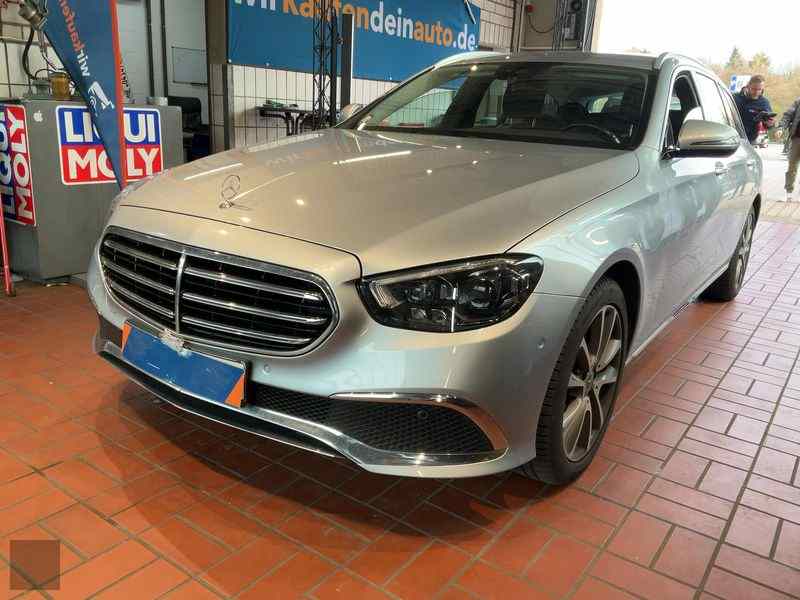 Slika vozila MERCEDES-BENZ E-Class