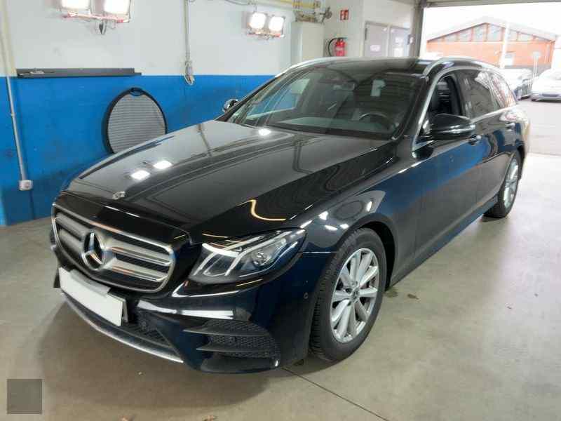 Slika vozila MERCEDES-BENZ E-Class