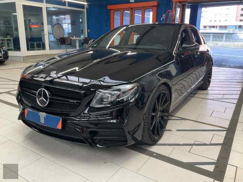 Slika vozila MERCEDES-BENZ E-Class