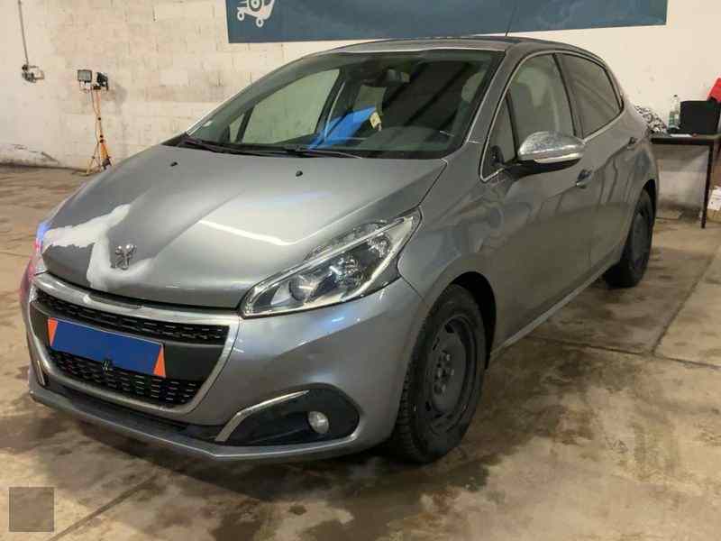 Slika vozila PEUGEOT 208