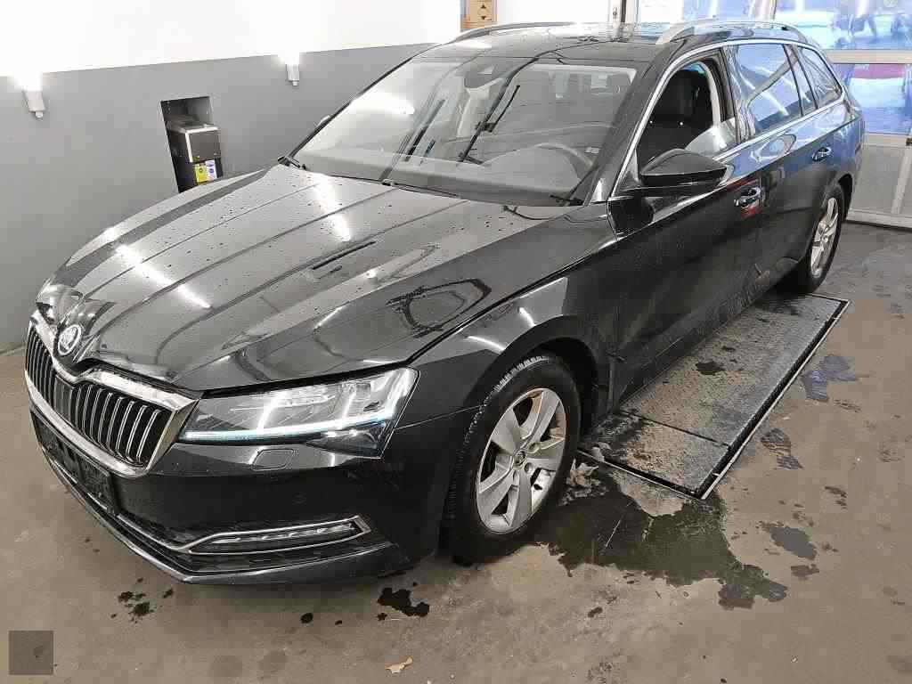 Slika vozila &Scaron;KODA Superb