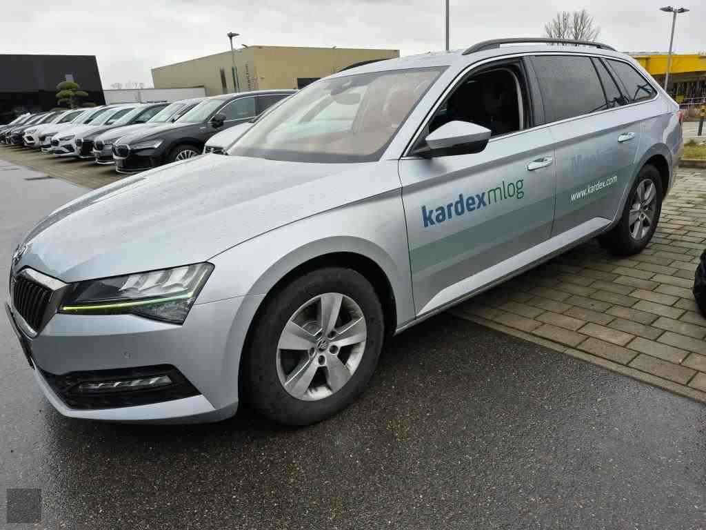 Slika vozila &Scaron;KODA Superb