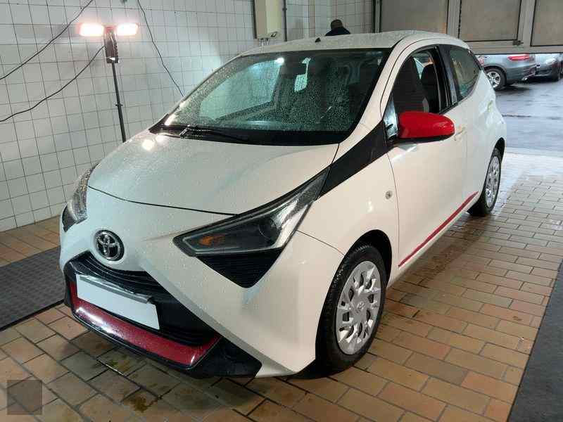 Slika vozila TOYOTA Aygo