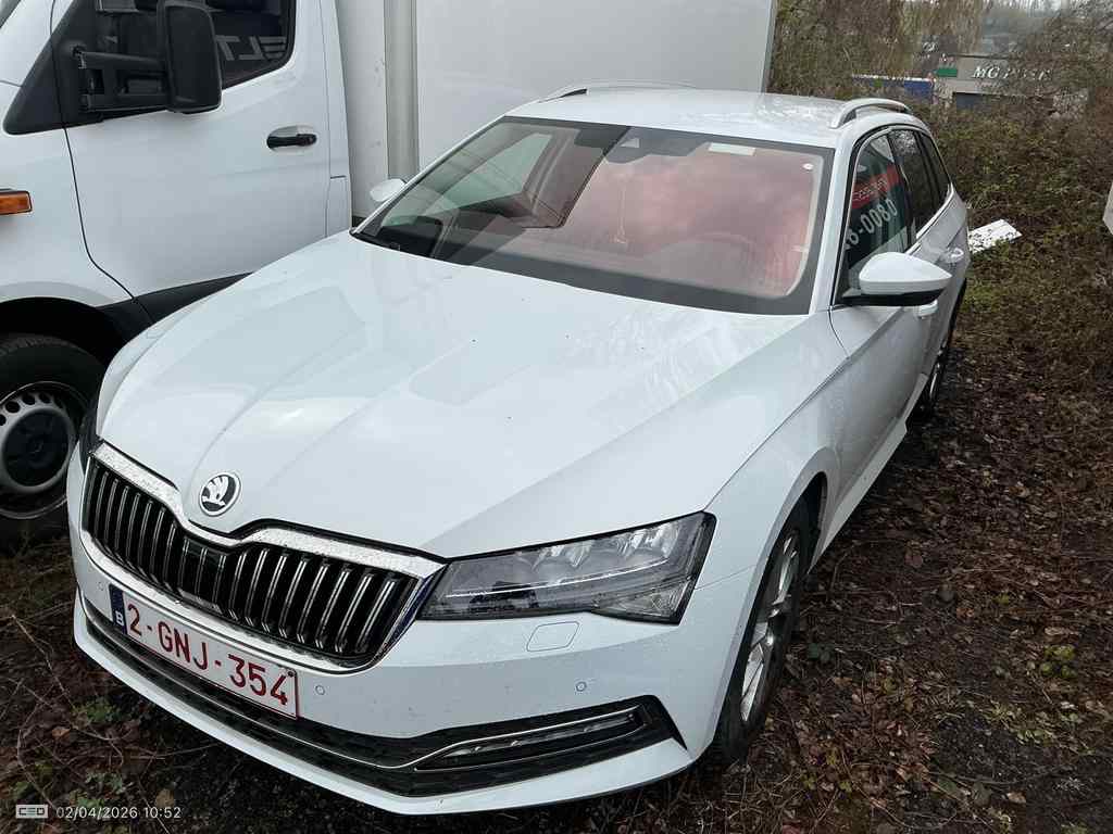 Slika vozila &Scaron;KODA Superb