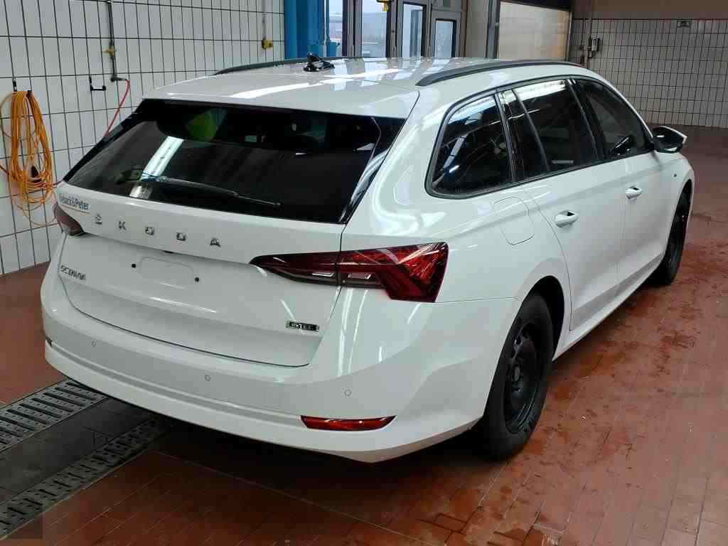 Slika vozila &Scaron;KODA Octavia