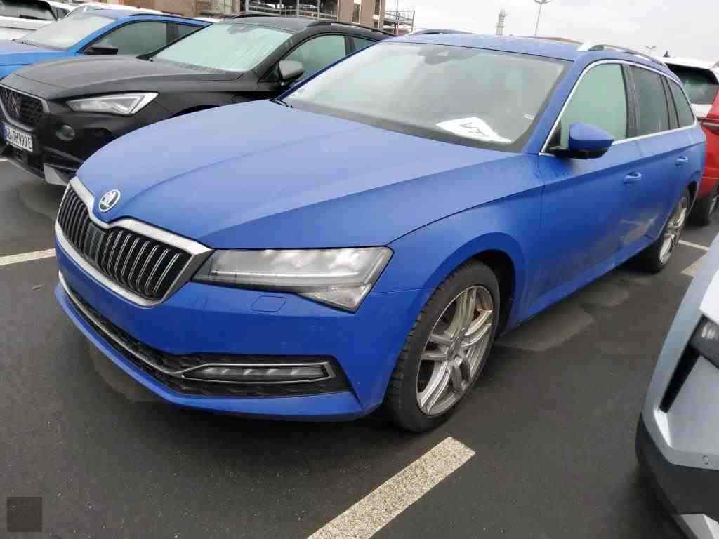 Slika vozila &Scaron;KODA Superb