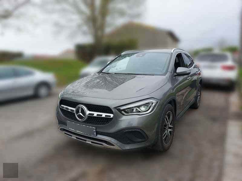 Slika vozila MERCEDES-BENZ GLA-Class