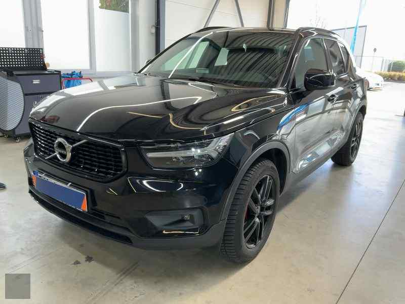 Slika vozila VOLVO C40