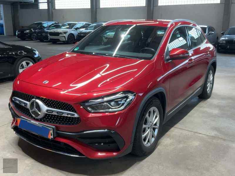 Slika vozila MERCEDES-BENZ GLA-Class