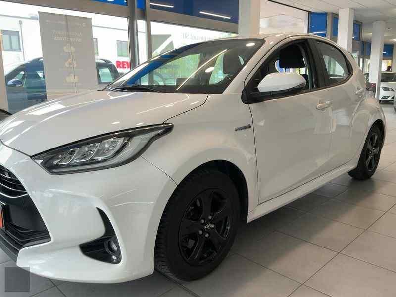 Slika vozila TOYOTA Yaris