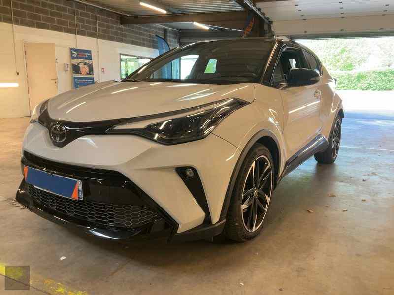 Slika vozila TOYOTA C-HR
