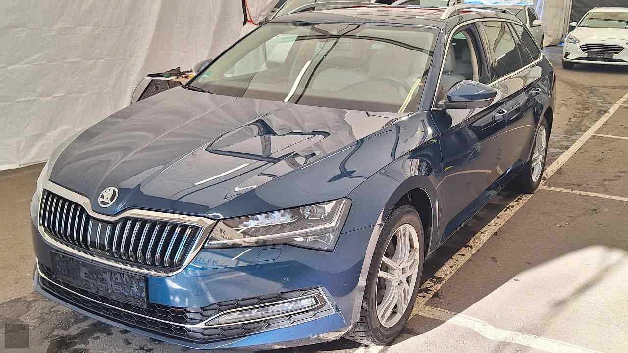 Slika vozila &Scaron;KODA Superb