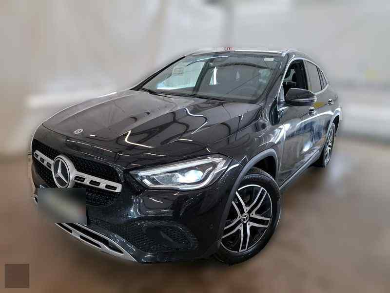 Slika vozila MERCEDES-BENZ GLA-Class