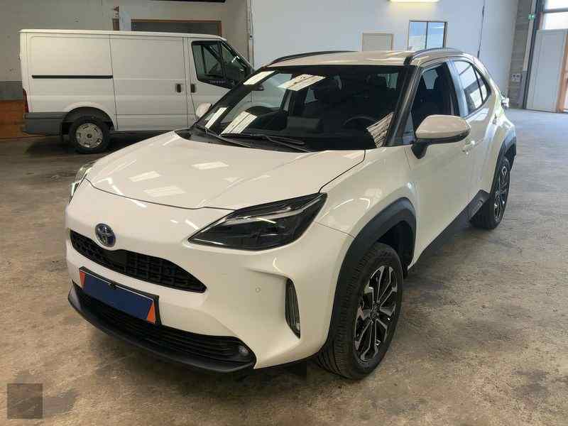 Slika vozila TOYOTA Yaris Cross