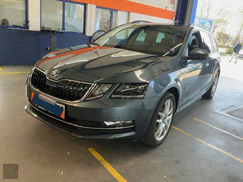 Slika vozila &Scaron;KODA Octavia