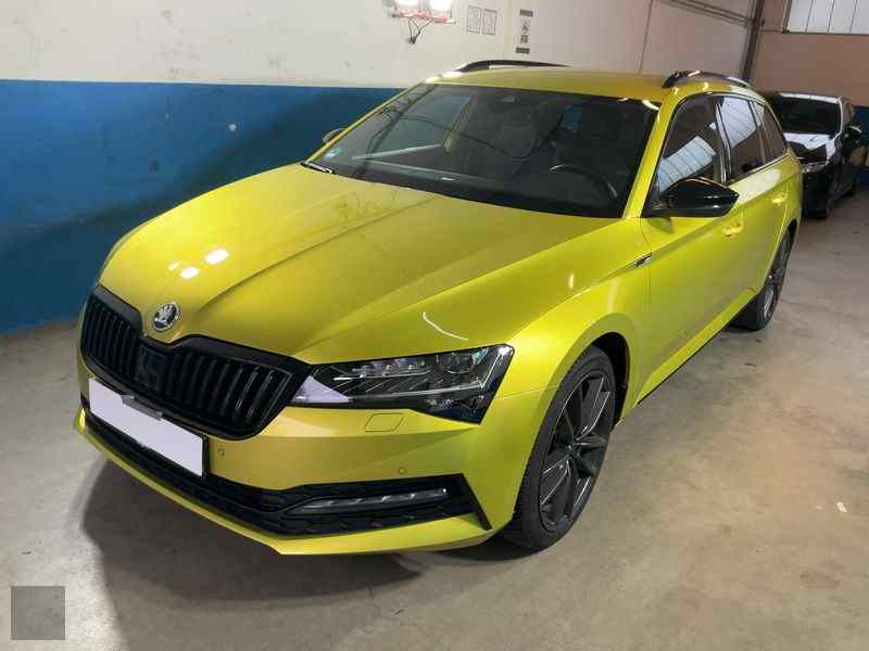 Slika vozila &Scaron;KODA Superb