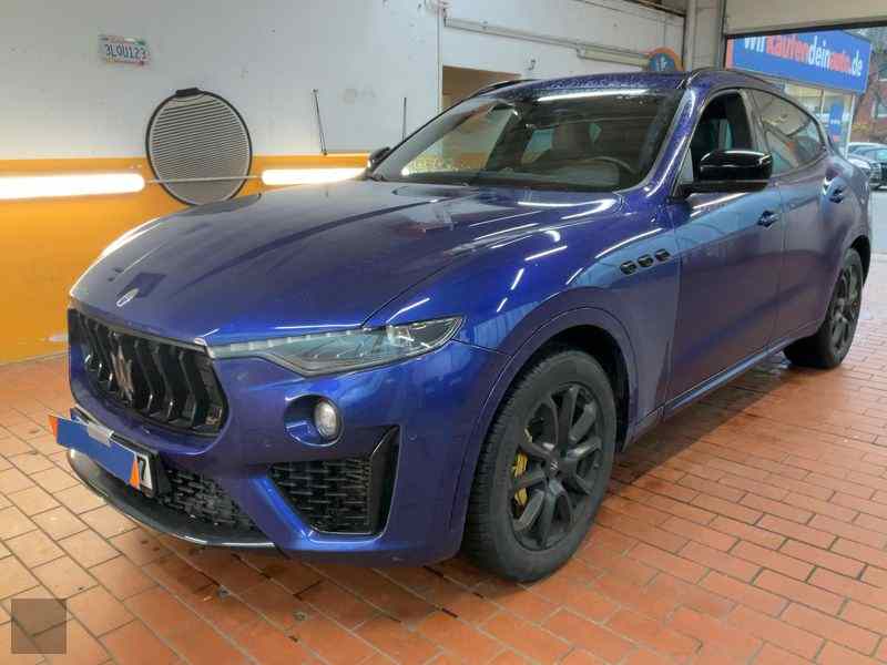 Slika vozila MASERATI LEVANTE