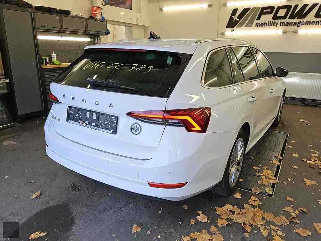 Slika vozila &Scaron;KODA Octavia