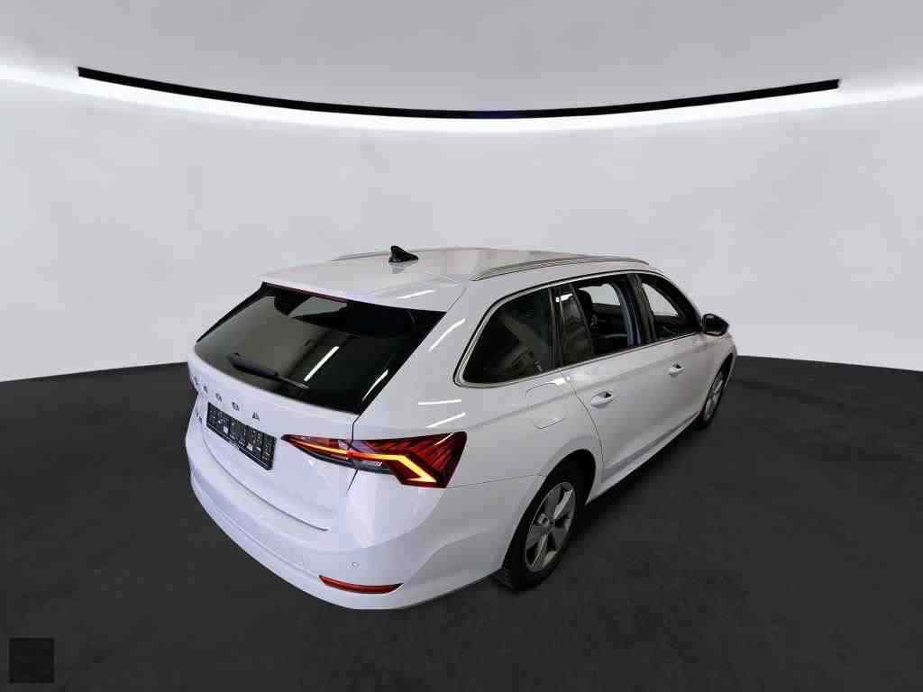 Slika vozila &Scaron;KODA Octavia