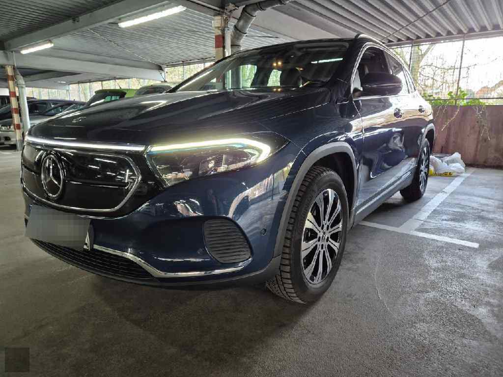 Slika vozila MERCEDES-BENZ EQA