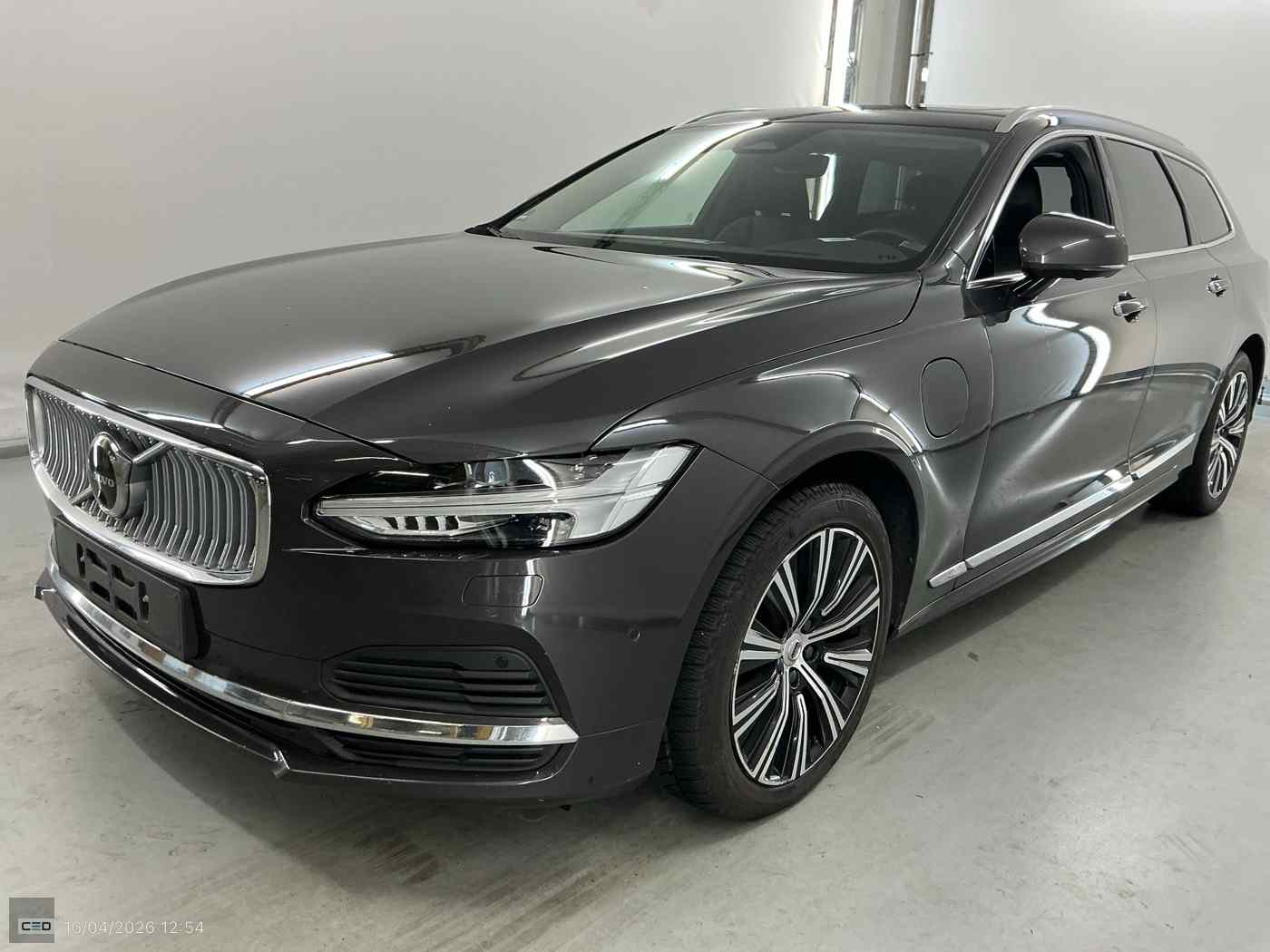 Slika vozila VOLVO V90